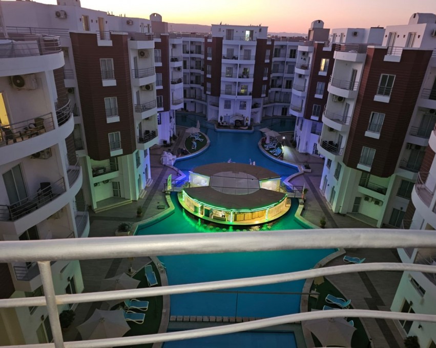 Piękny umeblowany apartament z 1 sypialnią i basenem 48m w Aqua Tropical - rejon El Ahyaa