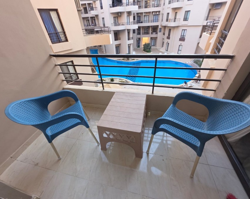 Bardzo ładny umeblowany apartament 69m z 2 sypialniami w resorcie Aqua Tropical - rejon El Ahyaa